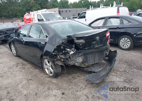 2012 Toyota Camry Se z USA, uszkodzony, nr VIN 4T1BF1FK2CU140761